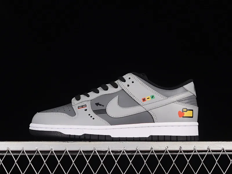 All Categories Nk SB Dunk Series Nk SB Dunk Low Low-top Sneakers Nk Dunk low "Video Game" Video Game Theme SB Smashing Backboard Fashion Casual Sneakers DD8066-168